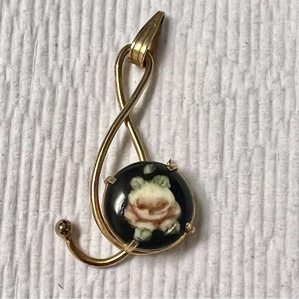 Vintage Hand painted Music Note Flower Rose Necklace Pendant‎ Gold Tone